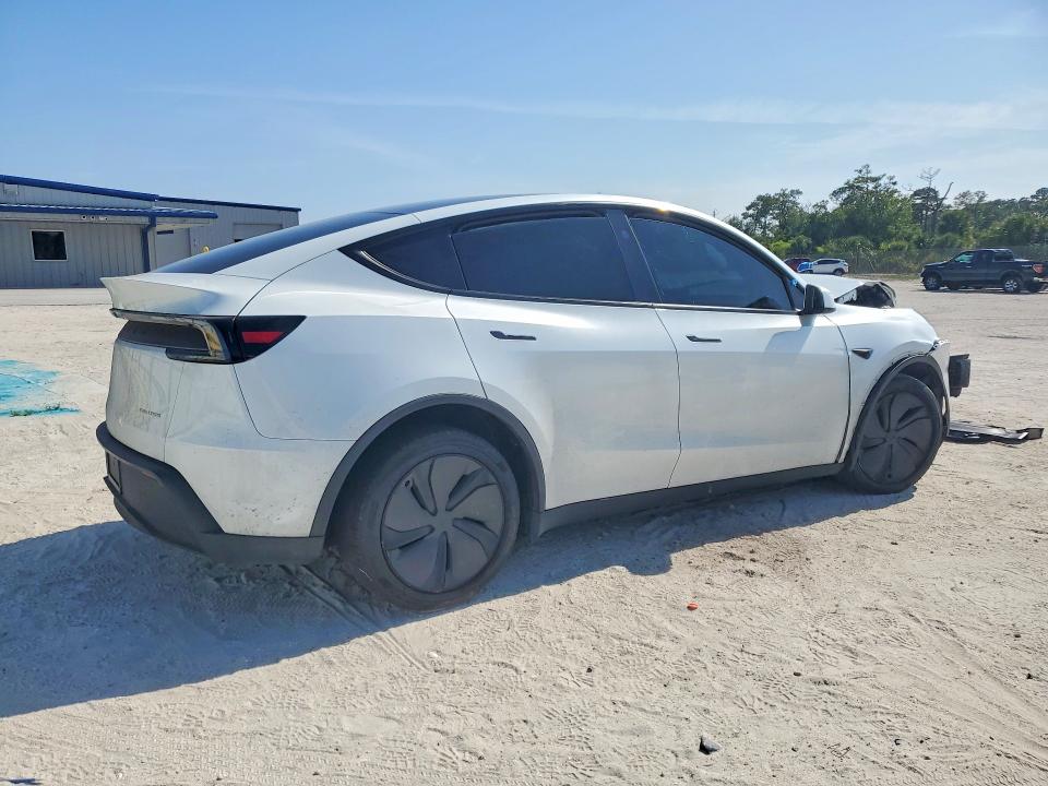 2026 Tesla Model y VIN 7SAYGDEE6TA461090 COPART salvage auction — FRONT END, Fl - Cert Of Title Slvg Rebuildable, sold $13,500 on 2026-07-08 (photo 3)