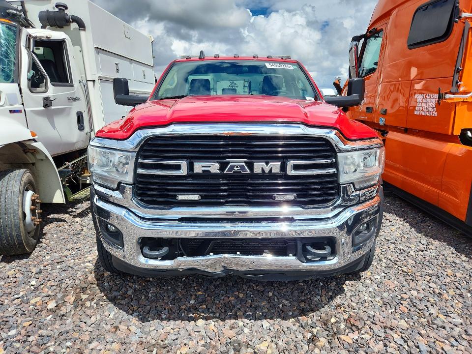 2019 Ram 5500 VIN 3C7WRMDL4KG617253 COPART salvage auction — MINOR DENT/SCRATCHES, In - Certificate Of Title (P), sold $41,750 on 2026-07-29 (photo 5)