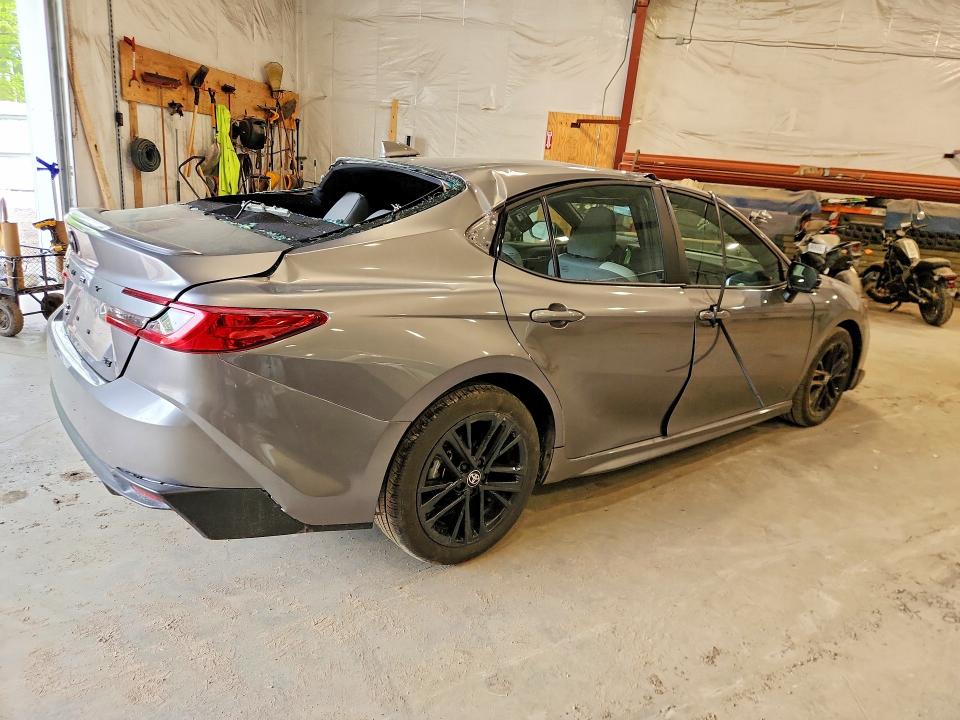 2025 Toyota Camry VIN 4T1DBADK0SU526455 COPART salvage auction — ROOF, Vt - Cert Of Title-Salvage Vehicle, sold $8,600 on 2026-07-06 (photo 3)