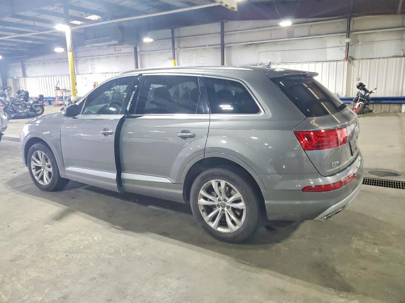 2018 Audi Q7 VIN WA1LAAF72JD023711 COPART salvage auction — SIDE, Co - Public - Salvage Title, sold $7,300 on 2026-07-25 (photo 2)
