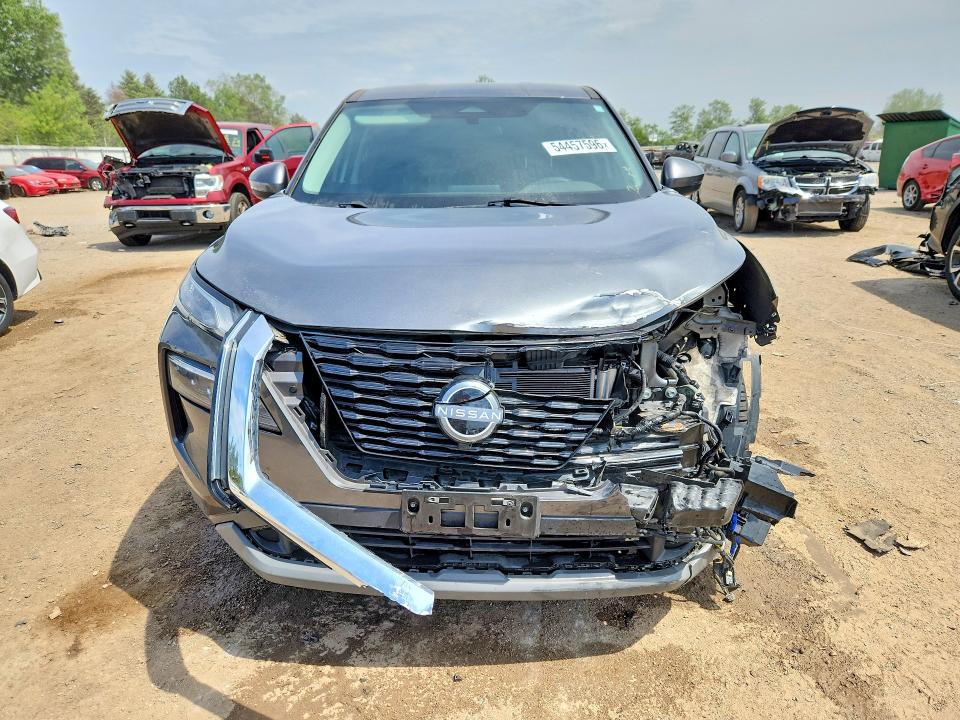 2022 Nissan Rogue VIN 5N1BT3BB5NC679104 COPART salvage auction — FRONT END, IL - SALVAGE CERTIFICATE, sold $5,700 on 2026-07-09 (photo 5)
