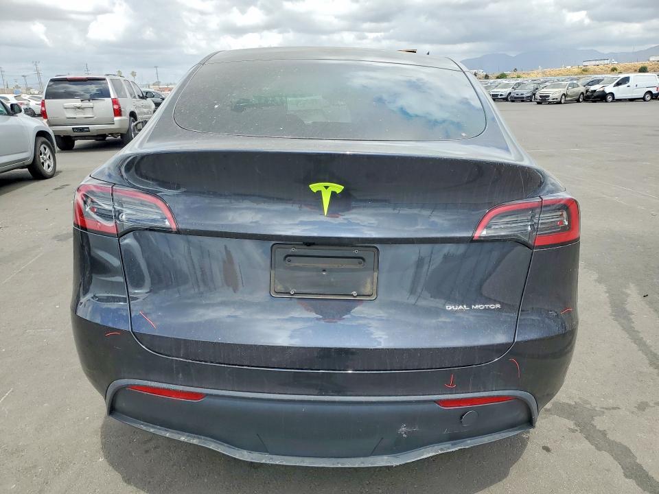 2024 Tesla Model y VIN 7SAYGDEE6RF159293 COPART salvage auction — FRONT END, Ca - Salvage Certificate, sold $10,700 on 2026-07-27 (photo 6)