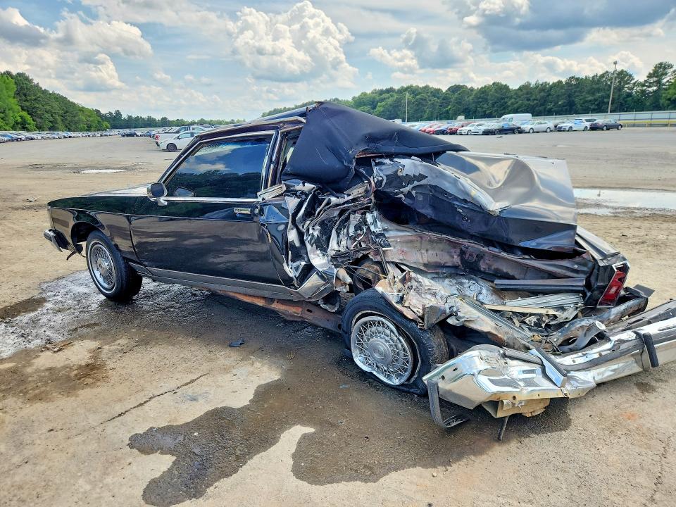 1983 Oldsmobile 98 VIN 1G3AX37Y2DM802349 COPART salvage auction — ALL OVER, LA - CERT OF TITLE-SALVAGE, sold $200 on 2026-07-16 (photo 2)