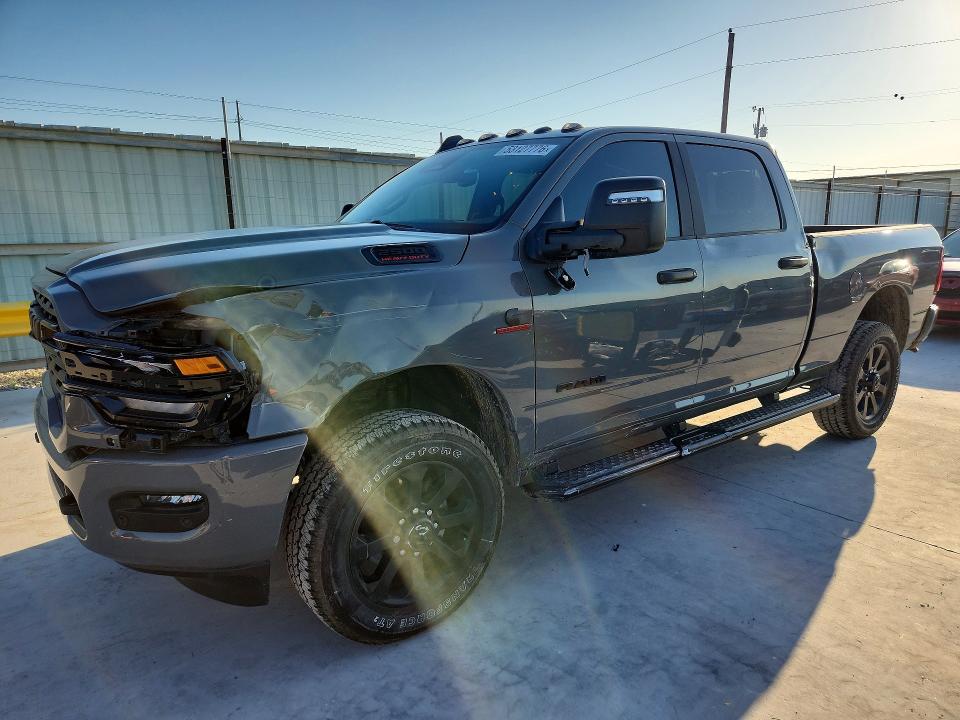 2026 Ram 2500 VIN 3C6UR5DLXTG237966 — COPART salvage auction photo