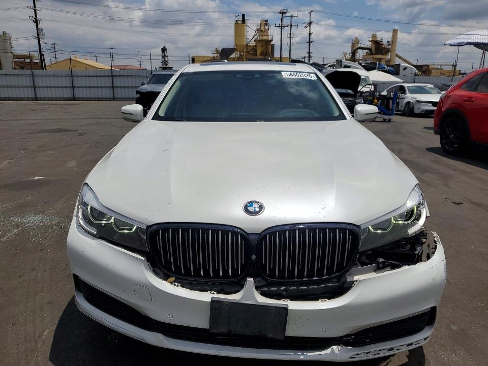 2019 BMW 7er VIN WBA7E2C54KB218532 COPART salvage auction — FRONT END, Ca - Salvage Certificate, sold $9,100 on 2026-09-02 (photo 5)