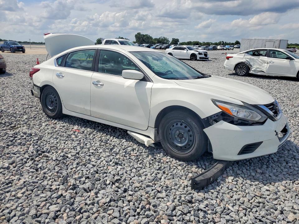2018 Nissan VIN 1N4AL3AP4JC120964 COPART salvage auction — REAR END, FL - CERT OF TITLE SLVG REBUILDABLE, sold $400 on 2026-07-02 (photo 4)