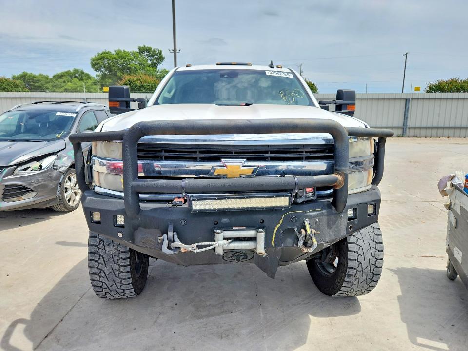 2015 Chevrolet Silverado 3500 VIN 1GC4K0E81FF606634 COPART salvage auction — FRONT END, Tx - Salvage Vehicle Title, sold $6,800 on 2026-07-09 (photo 5)
