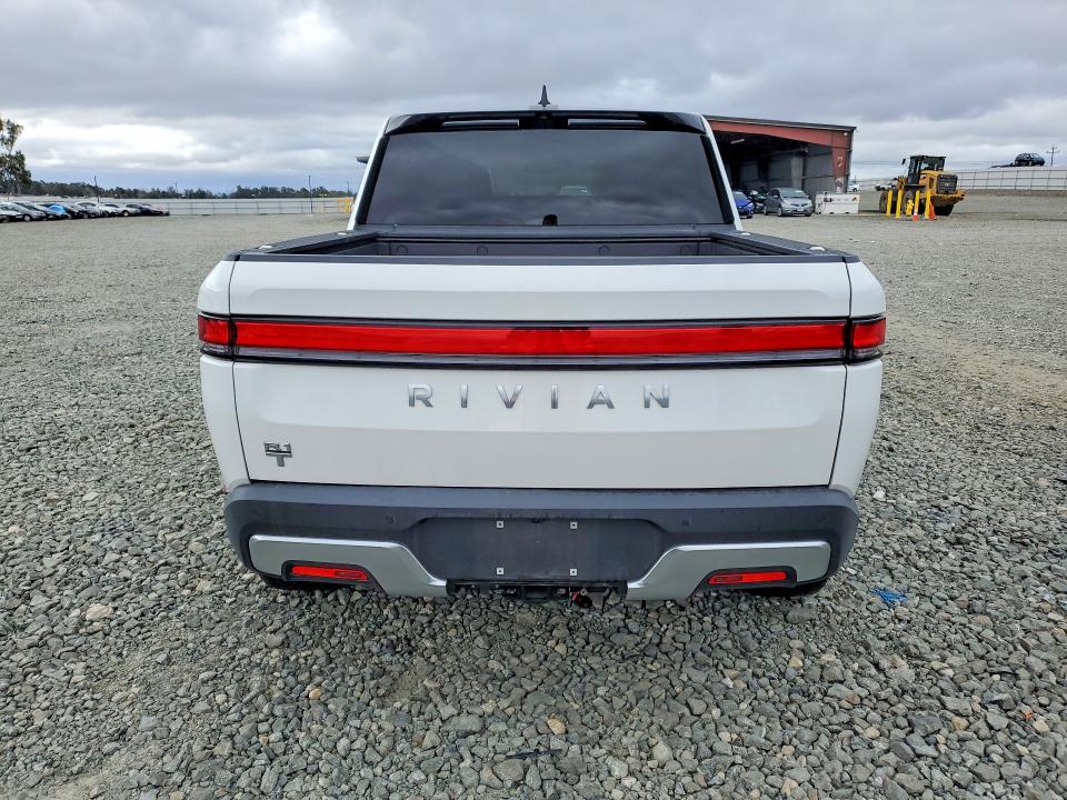 2025 Rivian VIN 7FCTGBAA5SN035063 COPART salvage auction — FRONT END, Ca - Salvage Certificate, sold $20,100 on 2026-07-20 (photo 6)