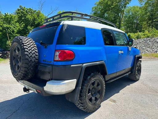 2007 Toyota Fj cruiser VIN JTEBU11F870036224 COPART salvage auction — MINOR DENT/SCRATCHES, Ct - Certificate Of Title (P), sold $6,900 on 2026-07-08 (photo 3)