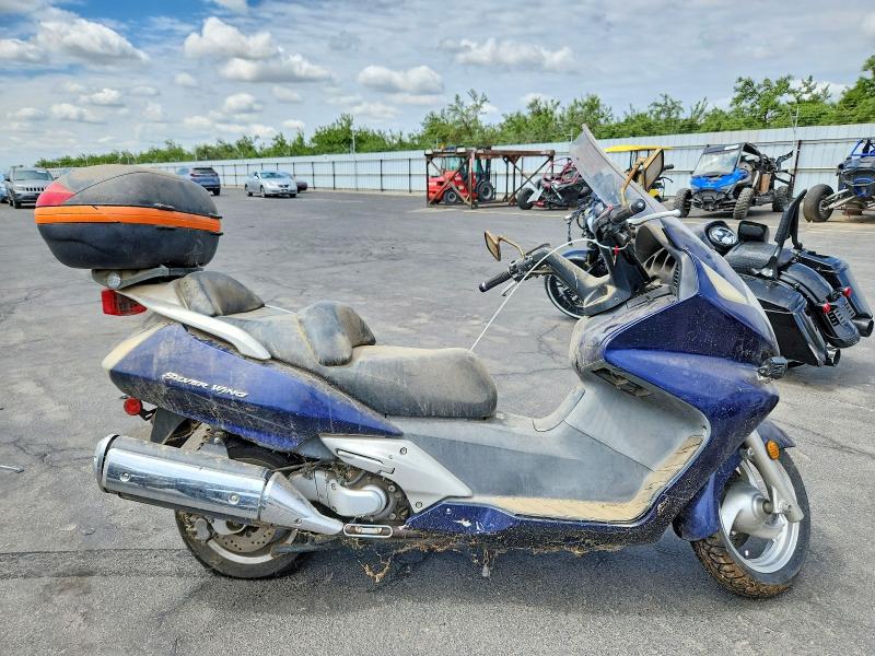 2006 Honda Fsc600 VIN JH2PF014X6K300213 COPART salvage auction — MECHANICAL, CA - DIS/DLR/EXP ONLY CLEAN TITLE, sold $325 on 2026-07-14 (photo 1)
