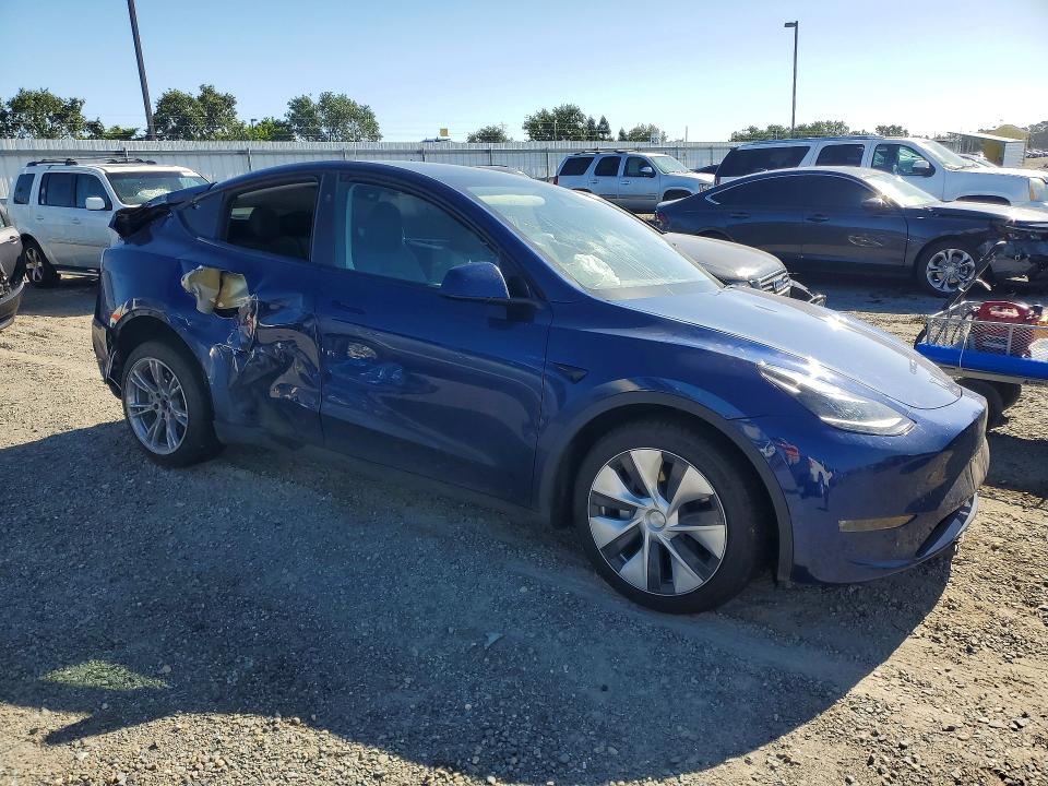 2024 Tesla Model y VIN 7SAYGDEE9RF983496 COPART salvage auction — FRONT END, Ca - Salvage Certificate, sold $2,550 on 2026-07-02 (photo 4)