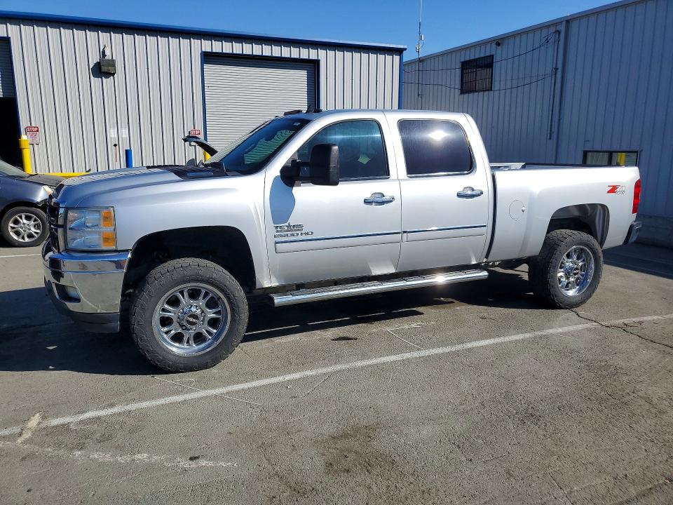 2014 Chevrolet Silverado 2500 VIN 1GC1KXC8XEF179032 — COPART salvage auction photo