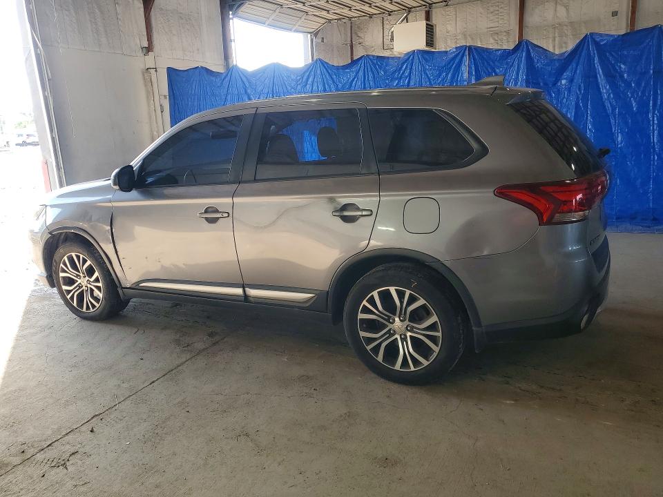 2018 Mitsubishi VIN JA4AD2A31JJ002794 COPART salvage auction — MINOR DENT/SCRATCHES, Tn - Certificate Of Title, sold $3,800 on 2026-07-08 (photo 2)