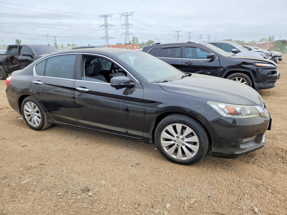 2014 Honda Accord VIN 1HGCR2F89EA235270 COPART salvage auction — UNDERCARRIAGE, Il - Salvage Certificate, sold $1,700 on 2026-07-03 (photo 4)