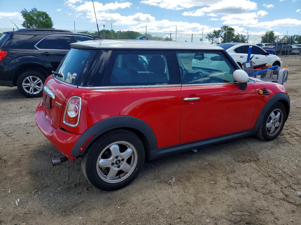 2011 Mini Cooper VIN WMWSU3C50BT095678 COPART salvage auction — REAR END, Md - Cert Of Salvage > 75% Damage, sold $925 on 2026-07-07 (photo 3)