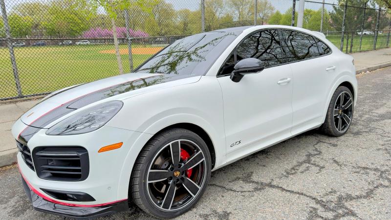 2022 Porsche Cayenne VIN WP1BG2AY1NDA56239 COPART salvage auction — Missing/Altered Vin, NJ - CERT OF TITLE-SALVAGE (P), sold $26,000 on 2026-06-30 (photo 2)