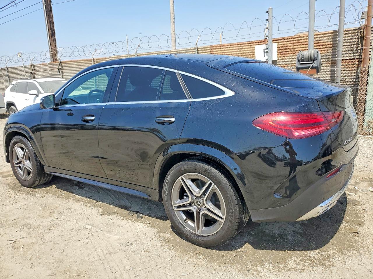 2026 Mercedes-benz Gle VIN 4JGFD5KB5TB534562 COPART salvage auction — Side, Sc - Salvage Title, sold $49,500 on 2026-07-09 (photo 2)
