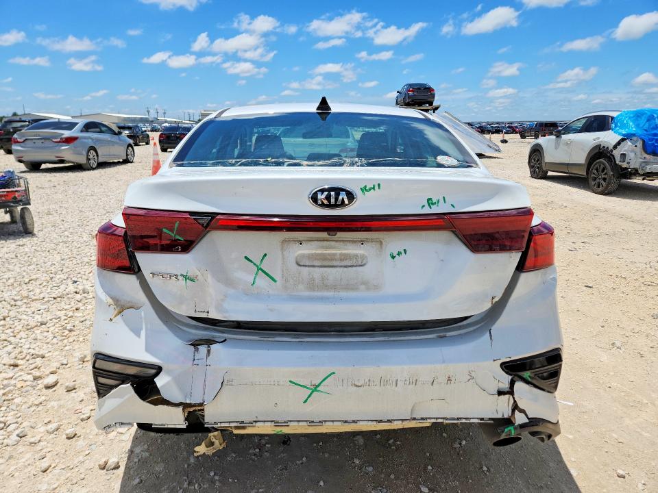 2021 Kia Forte VIN 3KPF24AD5ME369799 COPART salvage auction — REAR END, Tx - Salvage Vehicle Title, sold $3,650 on 2026-07-02 (photo 6)