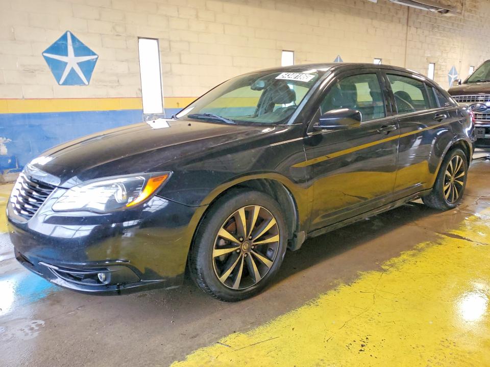 2014 Chrysler 200 VIN 1C3CCBBBXEN119493 COPART salvage auction — FRONT END, IL - CERT OF TITLE-CORRECTED, sold $125 on 2026-07-09 (photo 1)