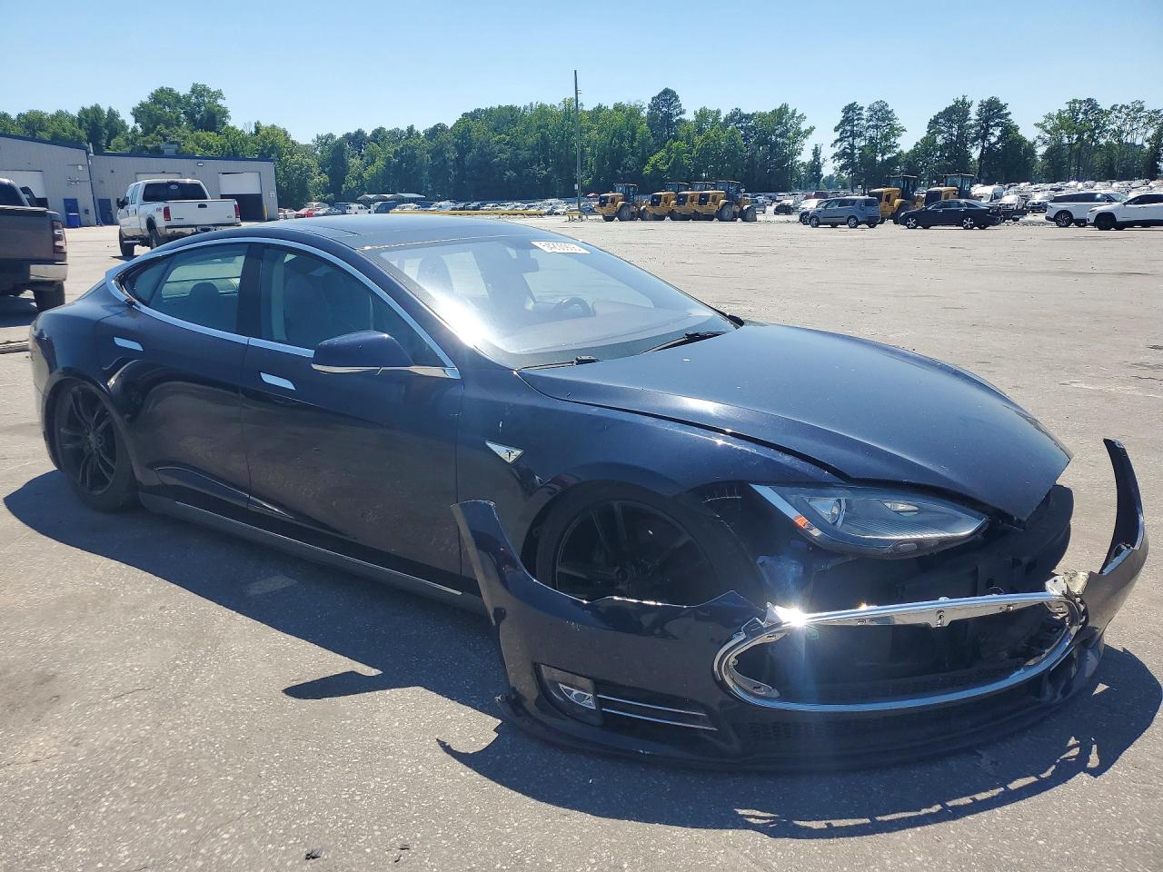 2013 Tesla Model S VIN 5YJSA1AG2DFP12122 COPART salvage auction — Front End, NC - DEALER ONLY CLEAN TITLE (P), sold $2,450 on 2026-07-03 (photo 4)
