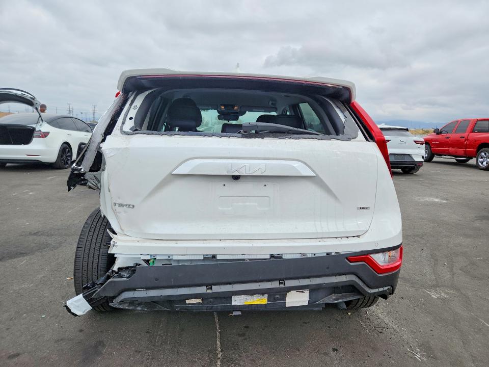 2024 Kia Niro VIN KNDCR3LE0R5207998 COPART salvage auction — REAR END, Salvage Title, sold $4,450 on 2026-07-13 (photo 6)