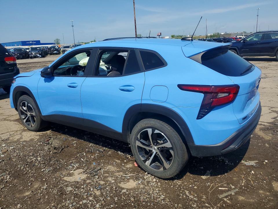 2024 Chevrolet Trax VIN KL77LGE2XRC118560 COPART salvage auction — FRONT END, Salvage Title, sold $3,350 on 2026-07-28 (photo 2)