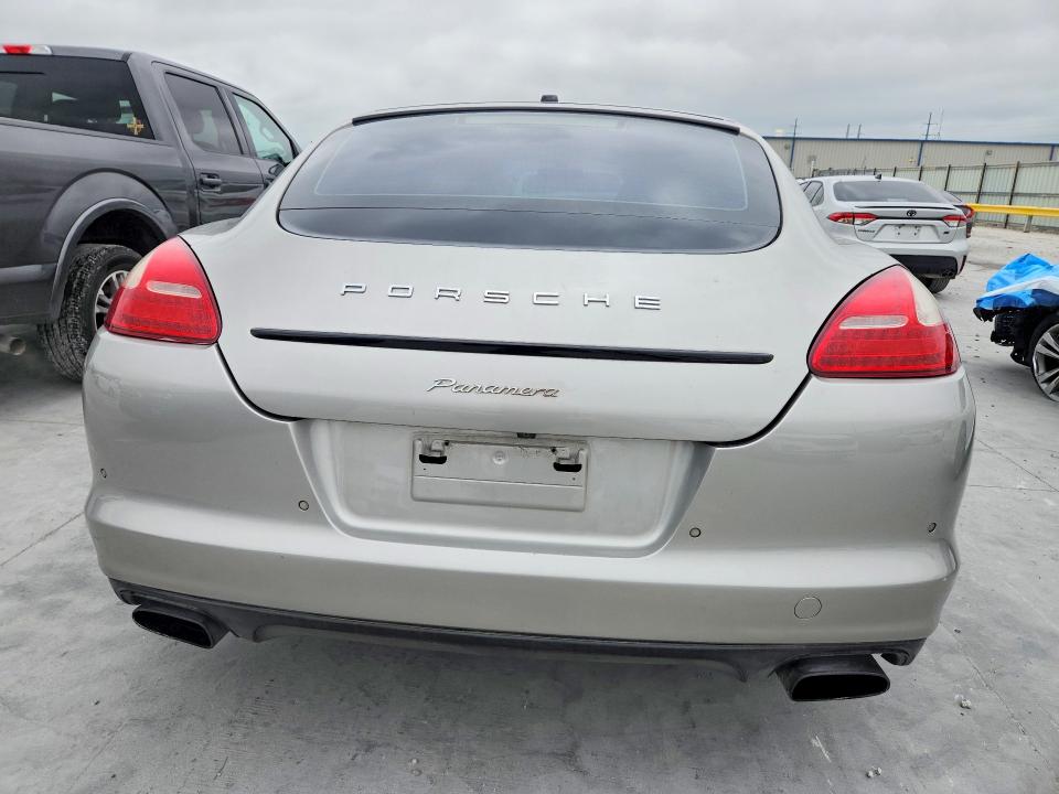 2012 Porsche Panamera VIN WP0AA2A79CL017651 COPART salvage auction — WATER/FLOOD, Tx - Salvage Title-Flood Damage, sold $4,100 on 2026-07-02 (photo 6)
