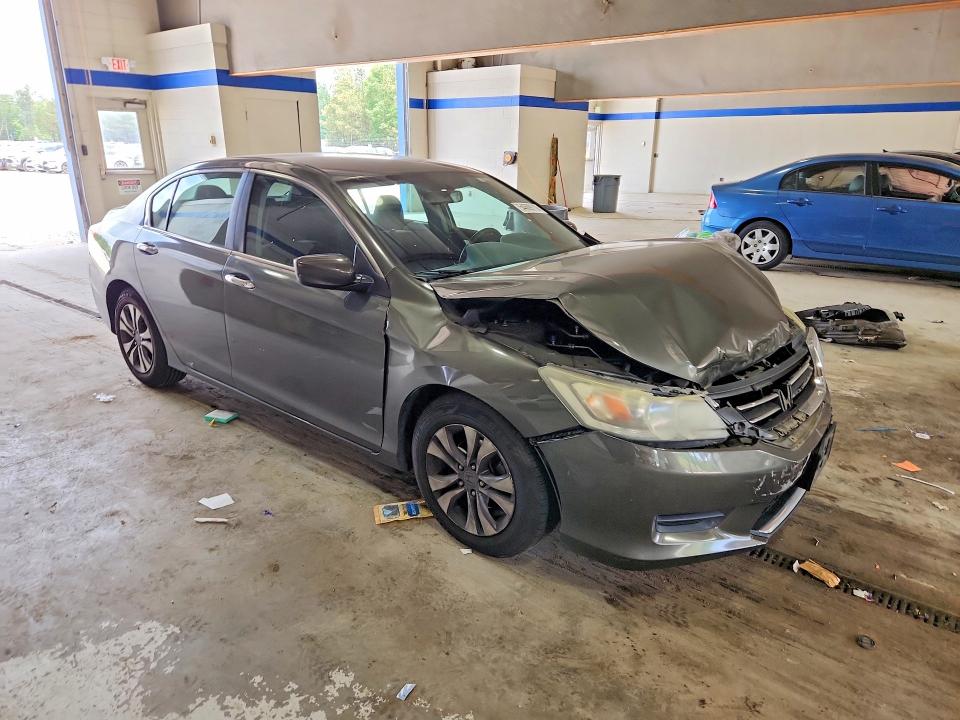 2013 Honda Accord VIN 1HGCR2F36DA134464 COPART salvage auction — FRONT END, VA - CERT OF TITLE - SALVAGE, sold $1,100 on 2026-07-02 (photo 4)