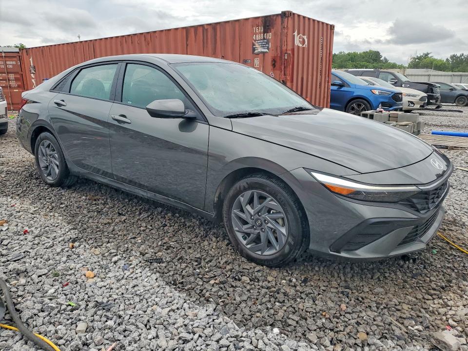 2025 Hyundai VIN KMHLM4DJ9SU138591 COPART salvage auction — SIDE, AL - CERT OF TITLE-SALVAGE TITLE, sold $5,800 on 2026-07-07 (photo 4)