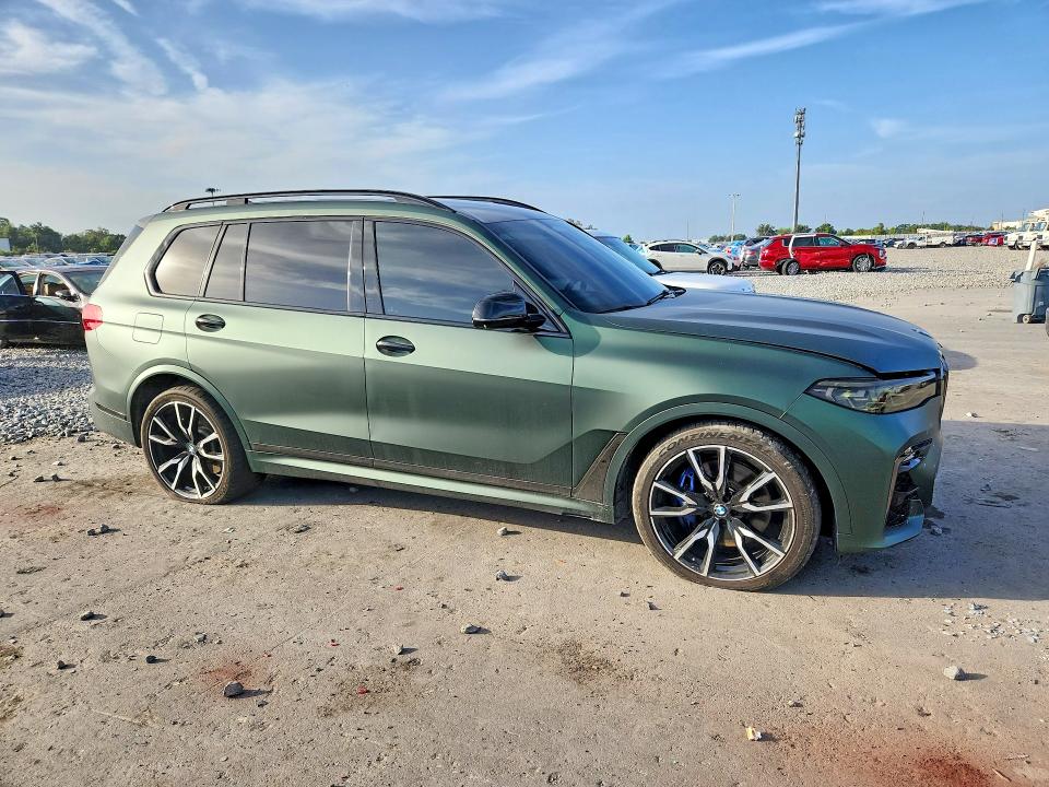 2019 BMW X7 VIN 5UXCX4C53KLS37881 COPART salvage auction — MINOR DENT/SCRATCHES, Va - Certificate Of Title, sold $17,700 on 2026-07-29 (photo 4)