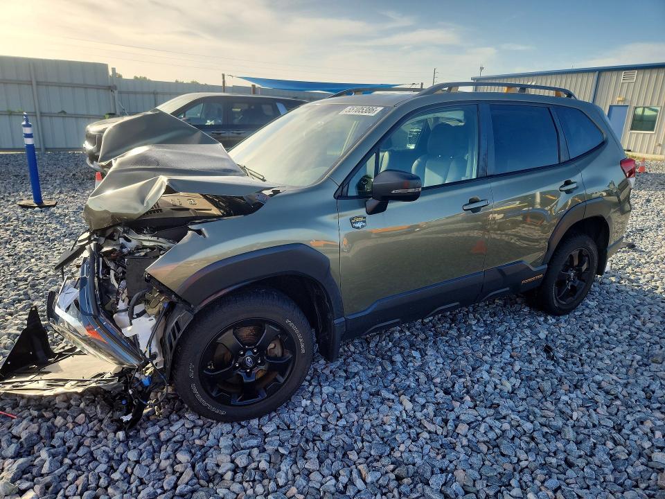2022 Subaru Forester VIN JF2SKAMC0NH421546 COPART salvage auction — FRONT END, Fl - Cert Of Title Slvg Rebuildable, sold $1,950 on 2026-07-14 (photo 1)
