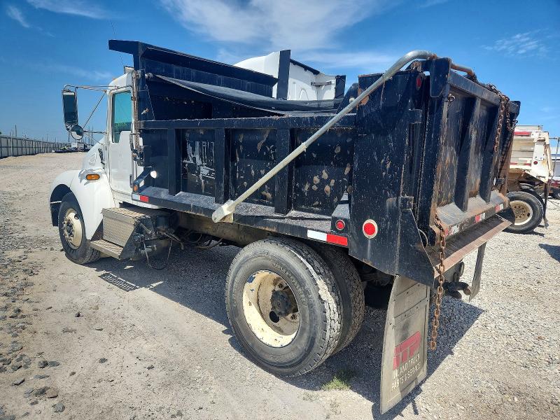 2003 Kenworth T300 VIN 2NKMHD7X43M388442 COPART salvage auction — NORMAL WEAR, TX - CERTIFICATE OF TITLE, sold $8,300 on 2026-09-03 (photo 3)