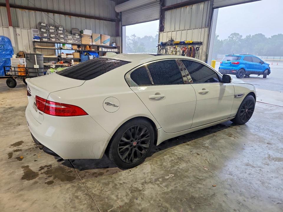 2017 Jaguar Xe VIN SAJAR4BG7HA978837 COPART salvage auction — FRONT END, Fl - Cert Of Title Slvg Rebuildable, sold $90 on 2026-07-22 (photo 3)