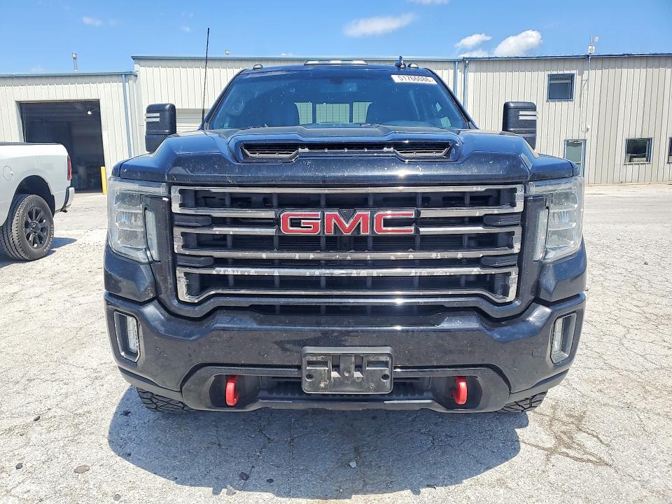 2020 Gmc SIERRA VIN 1GT19PEY4LF294117 COPART salvage auction — SIDE, Mo - Dis/Dlr/Exp Only Salvage Title, sold $29,250 on 2026-07-30 (photo 5)
