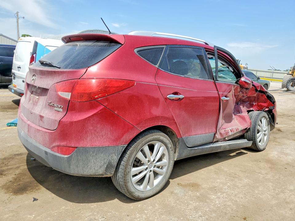 2010 Hyundai Tucson VIN KM8JU3AC2AU101064 COPART salvage auction — SIDE, KS - CERT OF TITLE-SALVAGE, sold $500 on 2026-07-22 (photo 3)