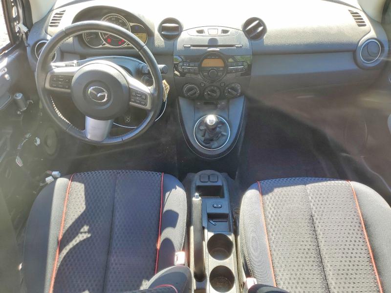 2014 Mazda 2 VIN JM1DE1LZ9E0174160 COPART salvage auction — SIDE, Md - Cert Of Salvage > 75% Damage, sold $625 on 2026-07-14 (photo 8)