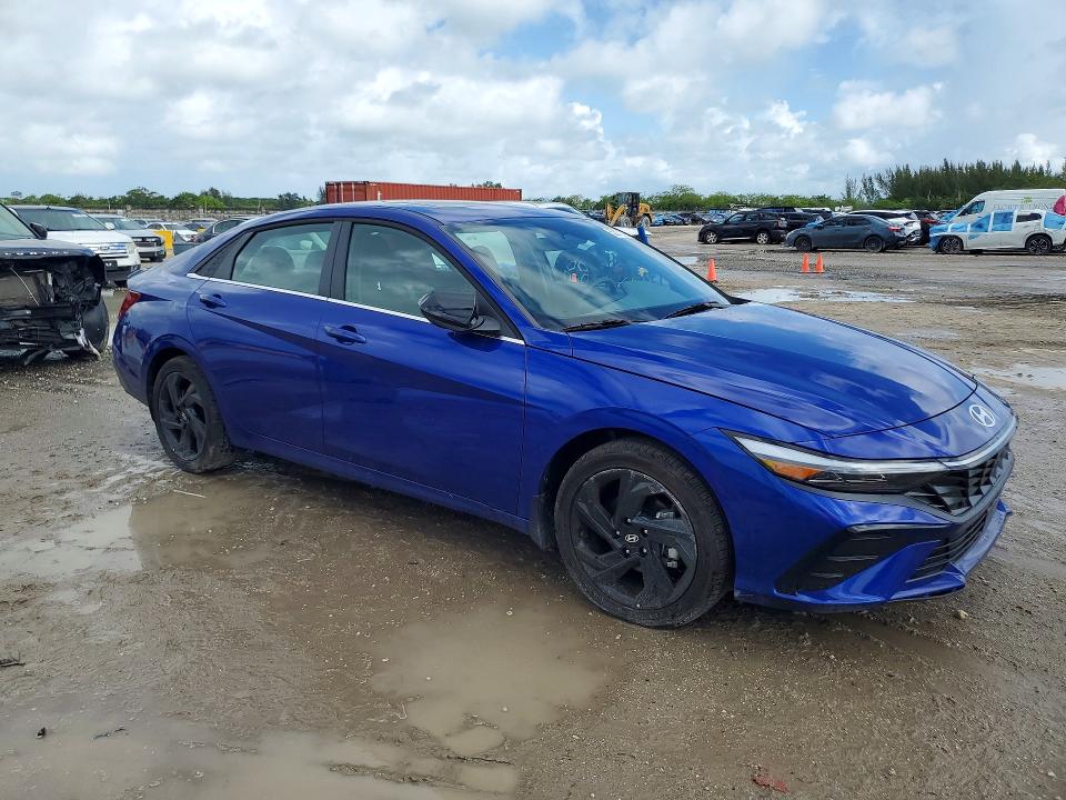2026 Hyundai Elantra VIN KMHLS4DG3TU114668 COPART salvage auction — REAR END, Fl - Cert Of Title Slvg Rebuildable, sold $7,100 on 2026-07-15 (photo 4)