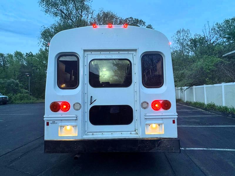 2017 Chevrolet Express VIN 1GB3GRBGXH1105601 COPART salvage auction — MINOR DENT/SCRATCHES, MA - CERTIFICATE OF TITLE (P), sold $17,500 on 2026-07-27 (photo 5)