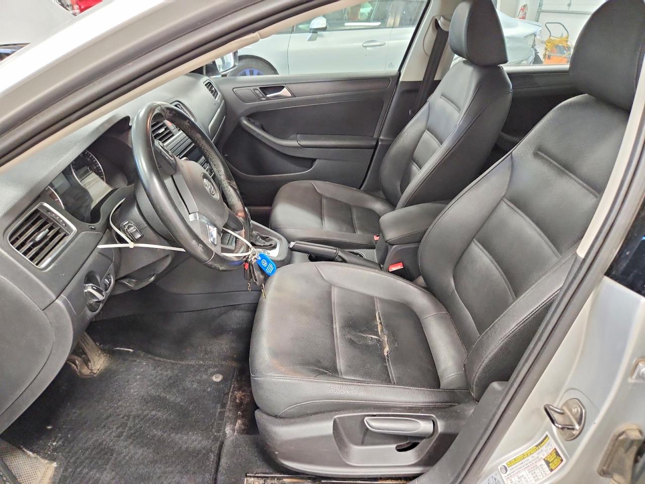 2012 Volkswagen Jetta VIN 3VWDP7AJ8CM301840 COPART salvage auction — Front End, MN - CERT OF TITLE-SALVAGE, sold $525 on 2026-07-09 (photo 7)
