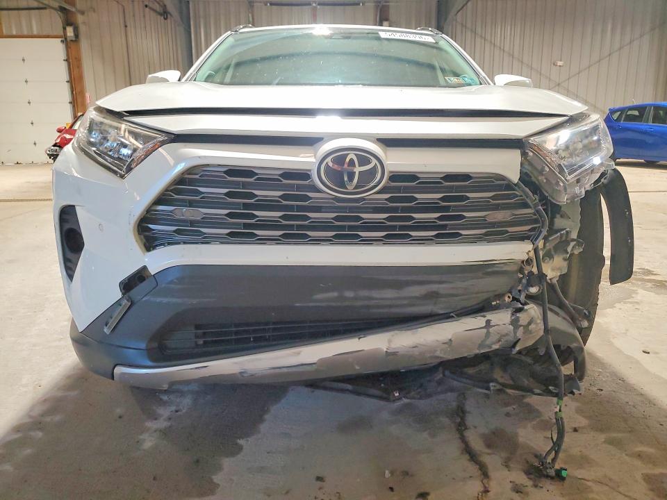 2019 Toyota Rav 4 VIN JTMN1RFVXKJ017928 COPART salvage auction — FRONT END, Pa - Certificate Of Salvage, sold $10,200 on 2026-07-22 (photo 5)