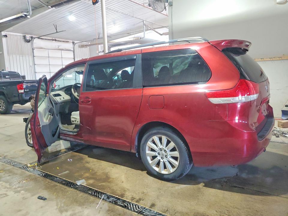 2012 Toyota Sienna VIN 5TDJK3DC4CS030186 COPART salvage auction — SIDE, Salvage Title, sold $1,300 on 2026-07-20 (photo 2)