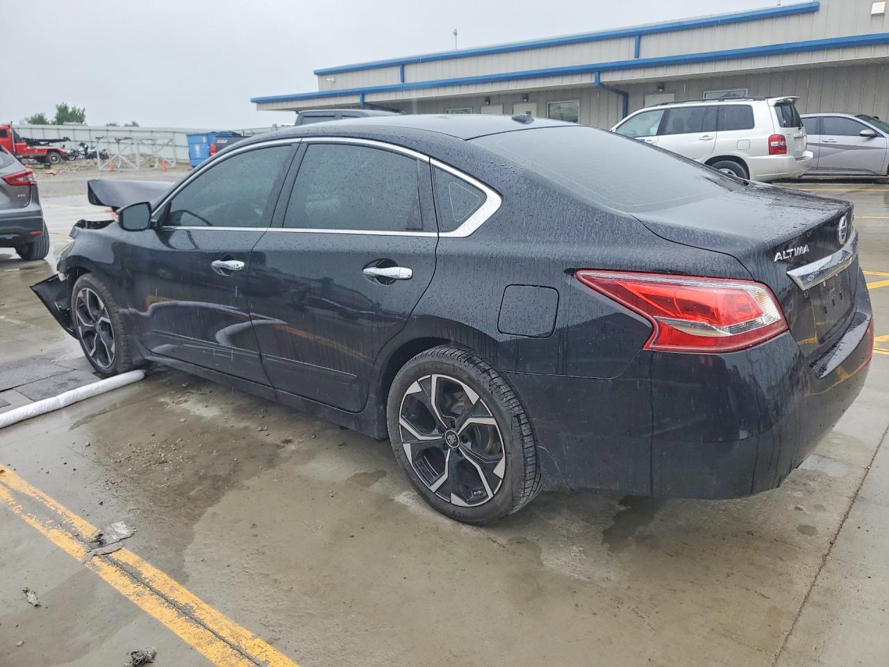 2013 Nissan Altima VIN 1N4BL3AP5DC280781 COPART salvage auction — Front End, KY - CERT OF TITLE-SALVAGE, sold $400 on 2026-07-02 (photo 2)