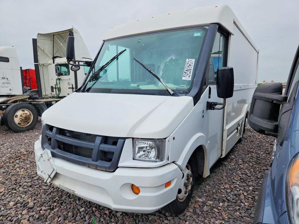 2013 Isuzu Npr VIN JALB4T179D7W01204 COPART salvage auction — NORMAL WEAR, MO - CERTIFICATE OF TITLE, sold $10 on 2026-07-09 (photo 1)