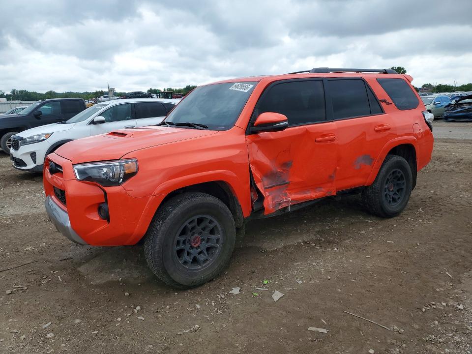2024 Toyota 4runner VIN JTERU5JR4R6271431 COPART salvage auction — SIDE, Ks - Cert Of Title-Salvage, sold $22,500 on 2026-07-23 (photo 1)