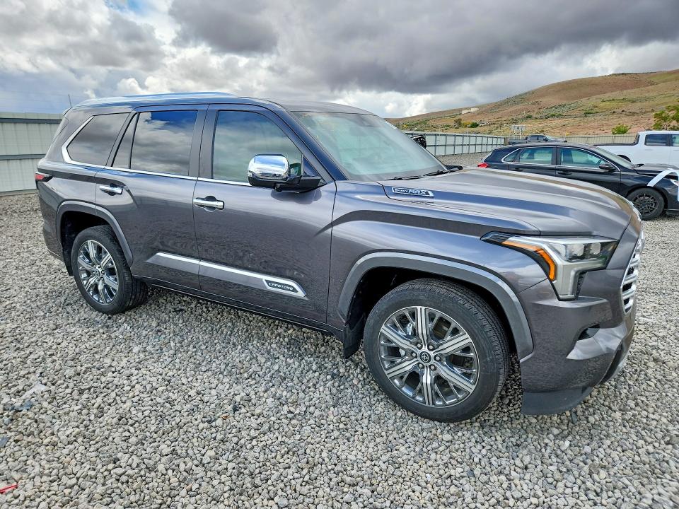 2024 Toyota Sequoia VIN 7SVAAABA9RX040245 COPART salvage auction — SIDE, NV - SALVAGE TITLE, sold $31,000 on 2026-07-30 (photo 4)