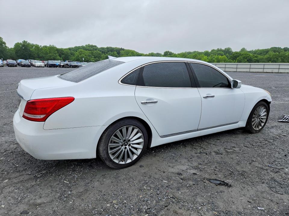 2015 Hyundai Equus VIN KMHGH4JH3FU092818 COPART salvage auction — FRONT END, NC - SALVAGE CERTIFICATE OF TITLE, sold $1,500 on 2026-07-29 (photo 3)