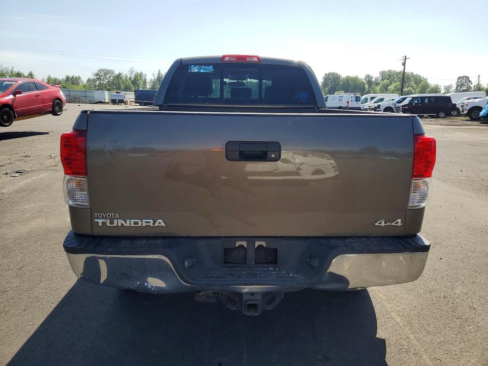 2011 Toyota Tundra VIN 5TFUM5F10BX026031 COPART salvage auction — SIDE, OR - SALVAGE TITLE CERTIFICATE, sold $4,100 on 2026-07-06 (photo 6)