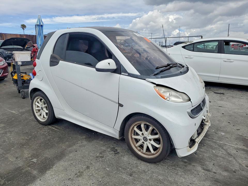 2013 Smart VIN WMEEJ3BA5DK639903 COPART salvage auction — FRONT END, Ca - Salvage Certificate, sold $350 on 2026-07-31 (photo 4)