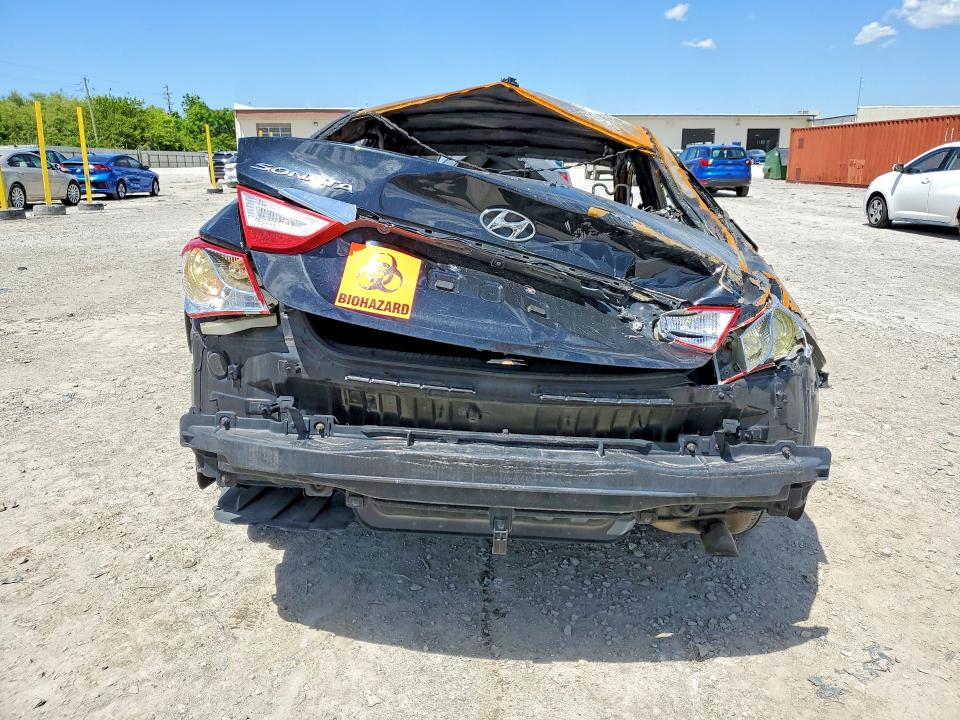 2014 Hyundai Sonata VIN 5NPEB4ACXEH945970 COPART salvage auction — BURN, In - Bill Of Sale - Parts Only, sold $275 on 2026-07-31 (photo 6)