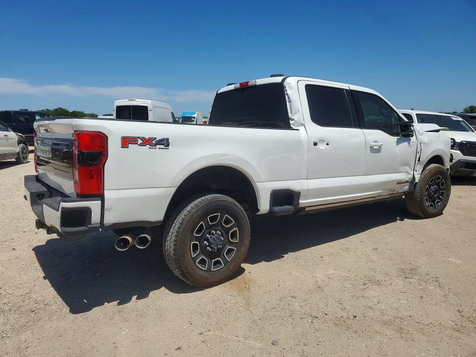 2025 Ford F-250 super duty VIN 1FT8W2BM1SEC05359 COPART salvage auction — UNDERCARRIAGE, FL - CERT OF TITLE SLVG REBUILDABLE, sold $18,500 on 2026-07-23 (photo 3)